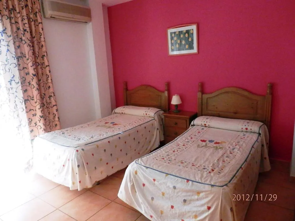 Apartamentos La Fonda بينالماذينا 0*,