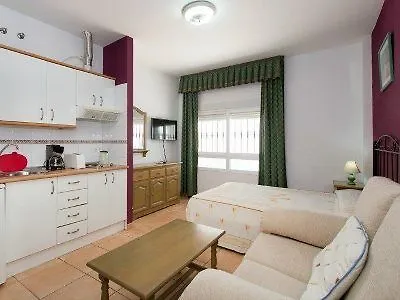 شقة Apartamentos La Fonda بينالماذينا إسبانيا